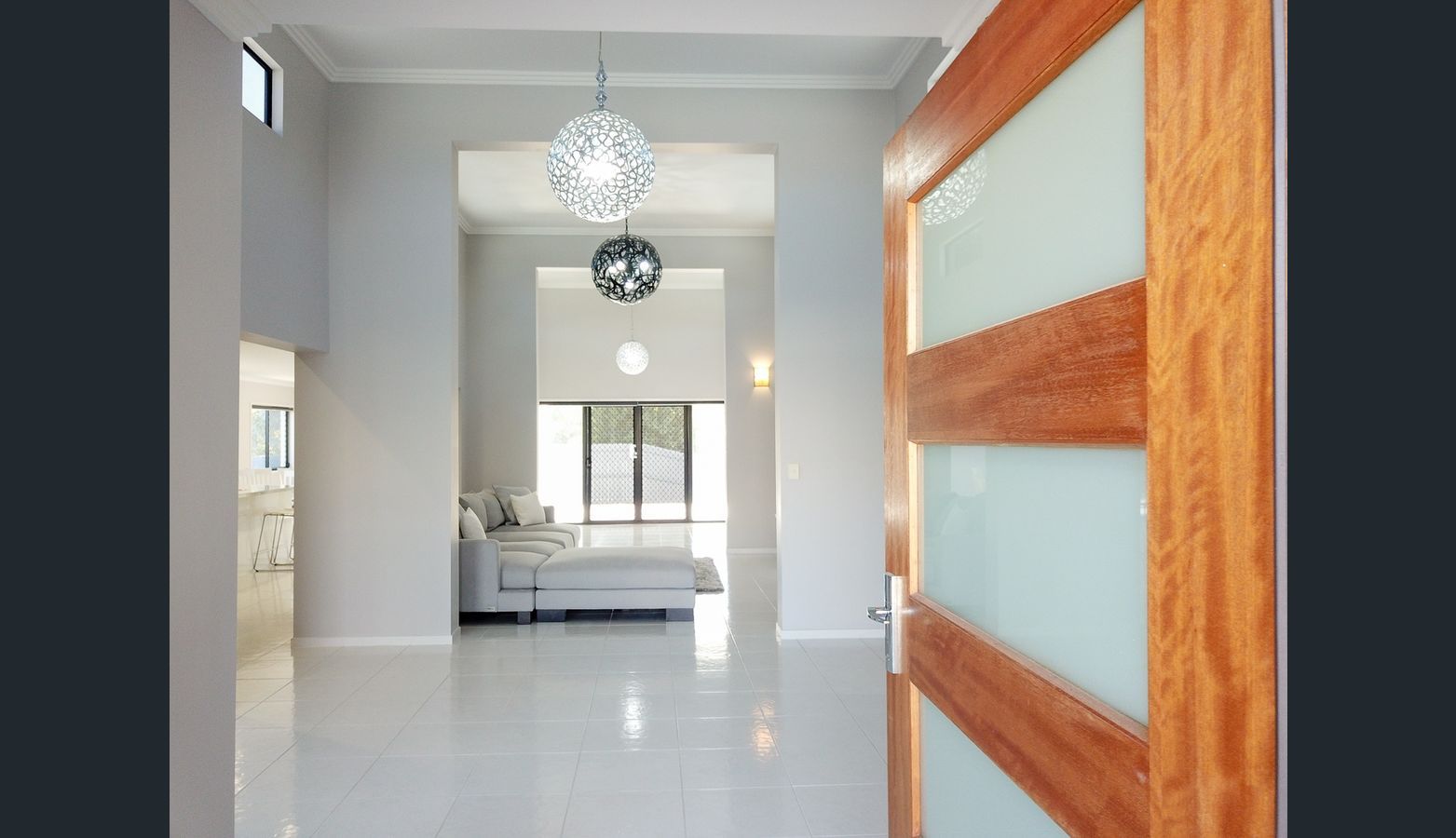 SIL HOUSE - REDBANK PLAINS — Home image 6