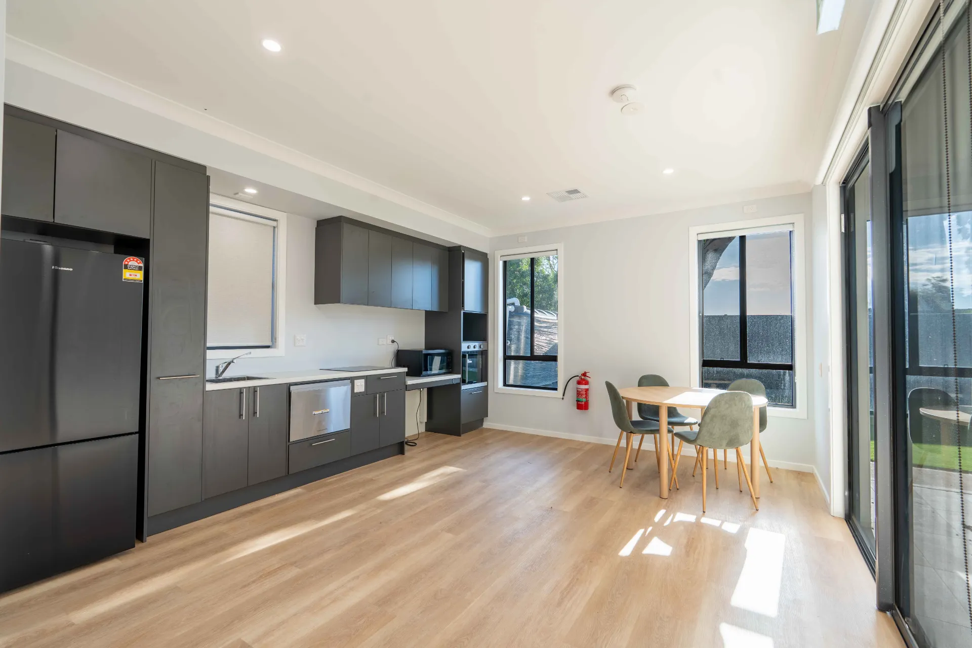 9A - Mallett Avenue — Home image 2