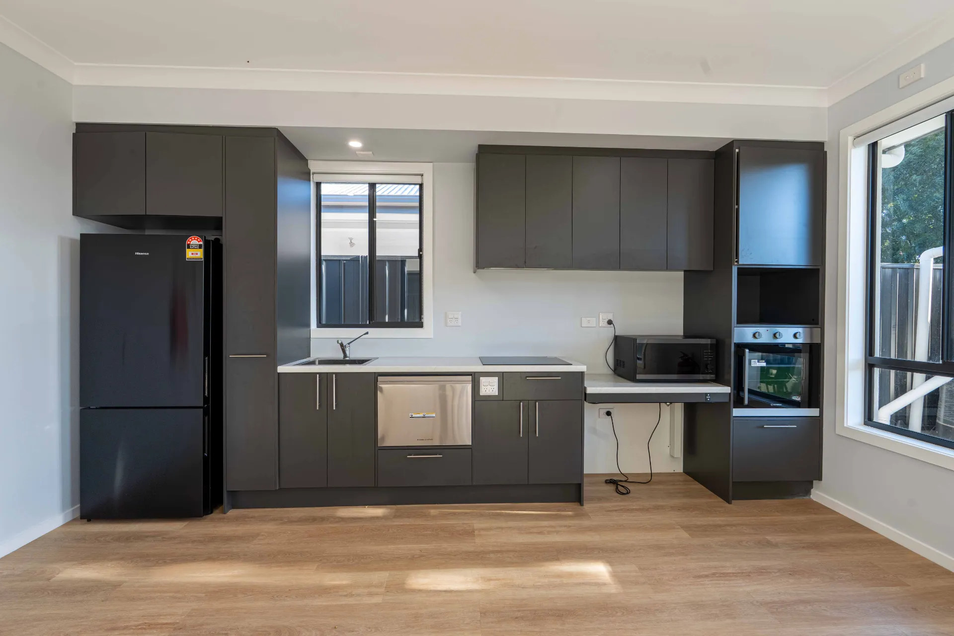 9A - Mallett Avenue — Home image 3