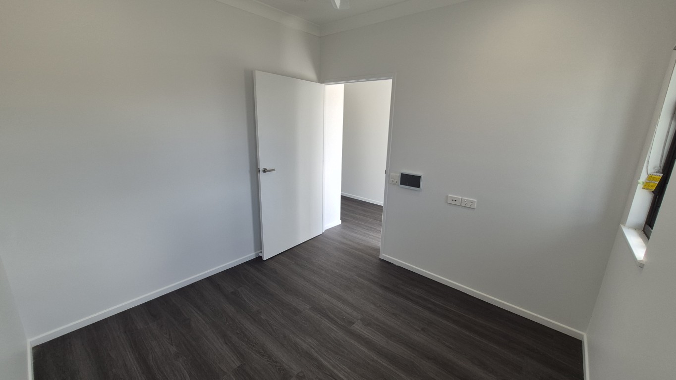 4BR High Physical Support Home with OOA Room – Shaw — Home image 7