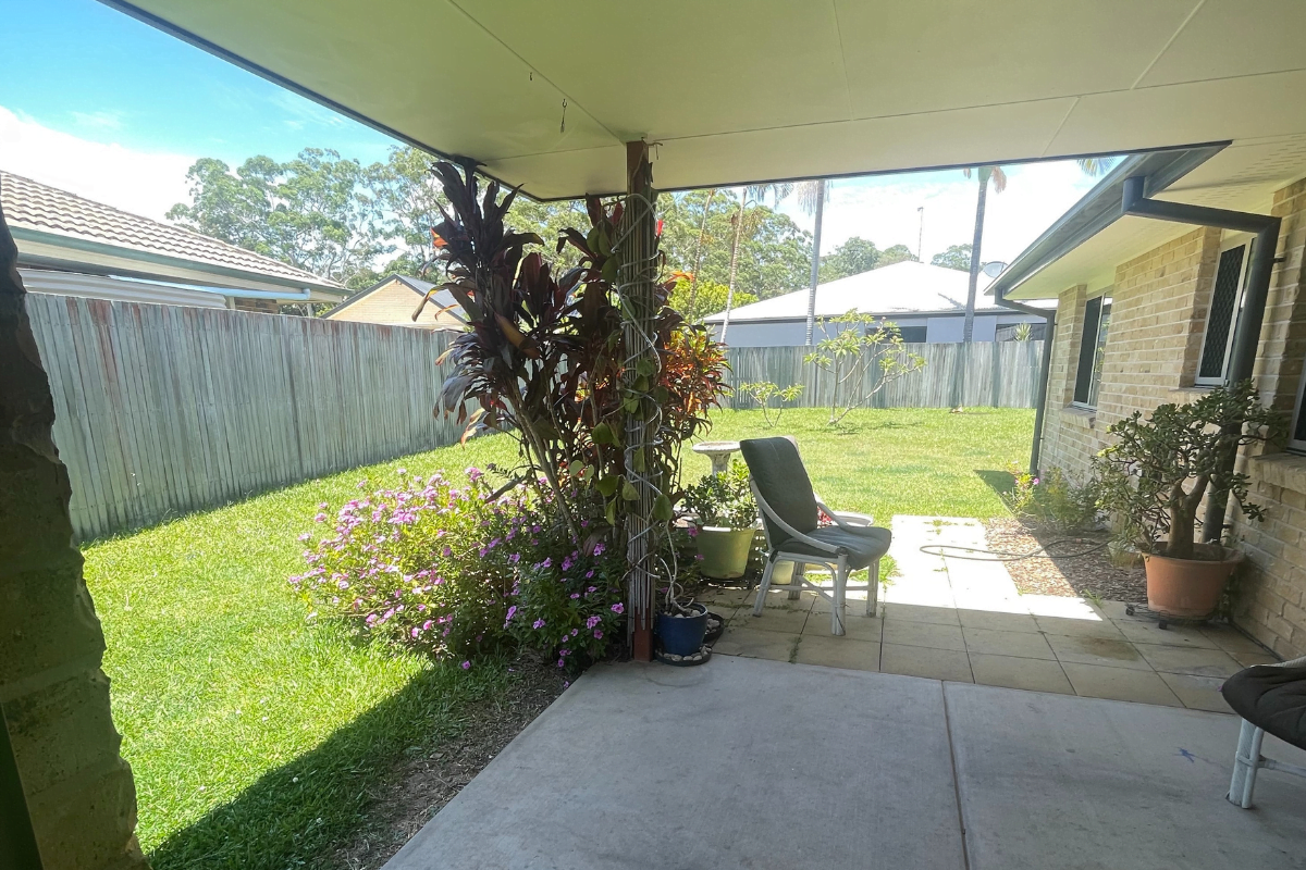 Live your best life near Noosa Beach. Discover a vibrant coastal lifestyle. — Home image 5