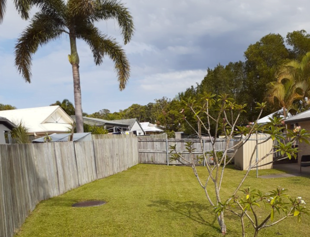 Live your best life near Noosa Beach. Discover a vibrant coastal lifestyle. — Home image 10