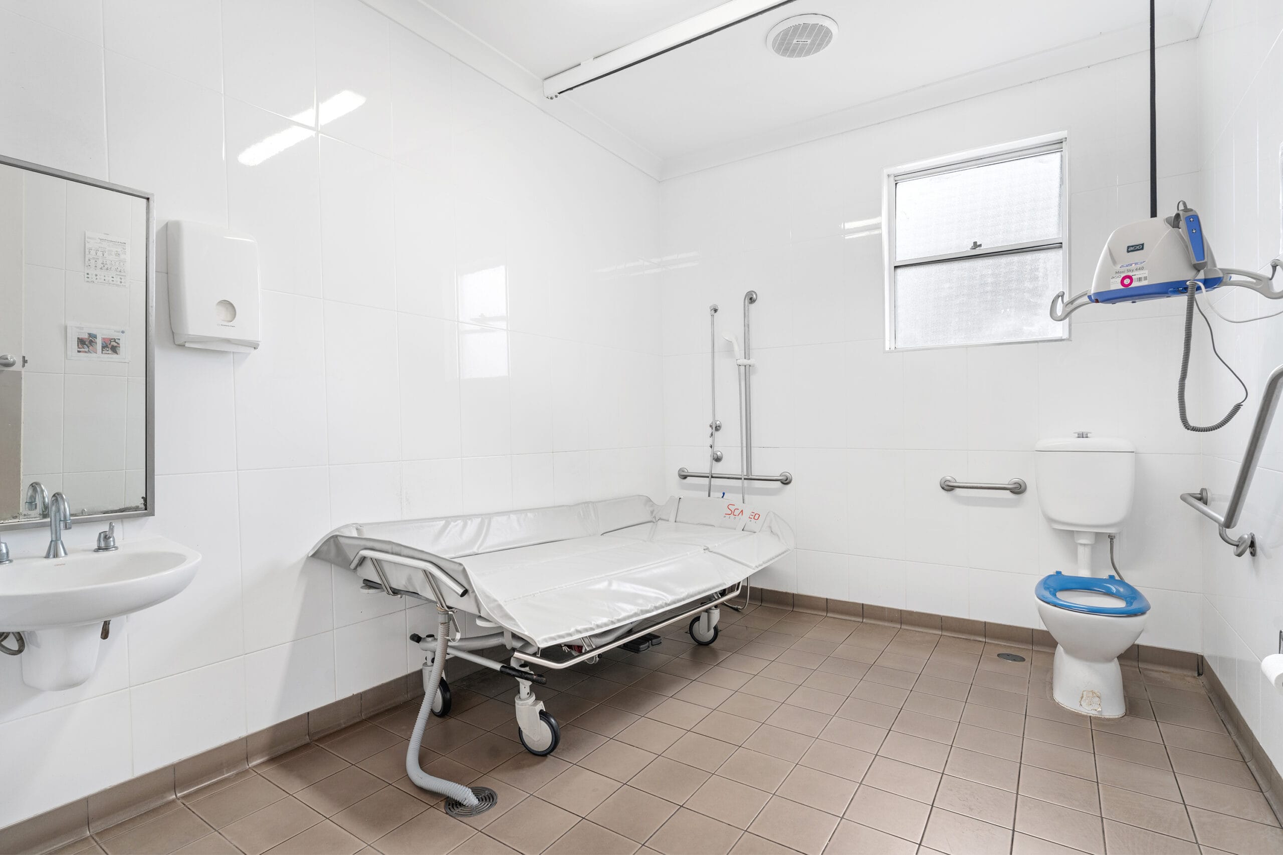 Enjoy easy, accessible living in Campsie with open-plan spaces — Home image 6
