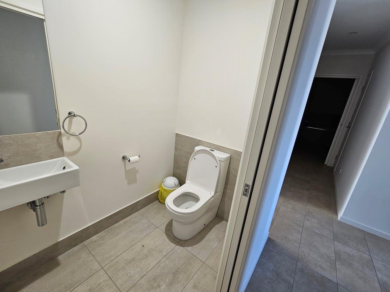 Quiet and friendly accessible SIL in central Sunshine Coast at Sippy Downs — Home image 5