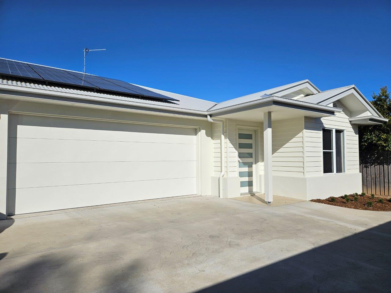 Quiet and friendly accessible SIL in central Sunshine Coast at Sippy Downs — Home image 16