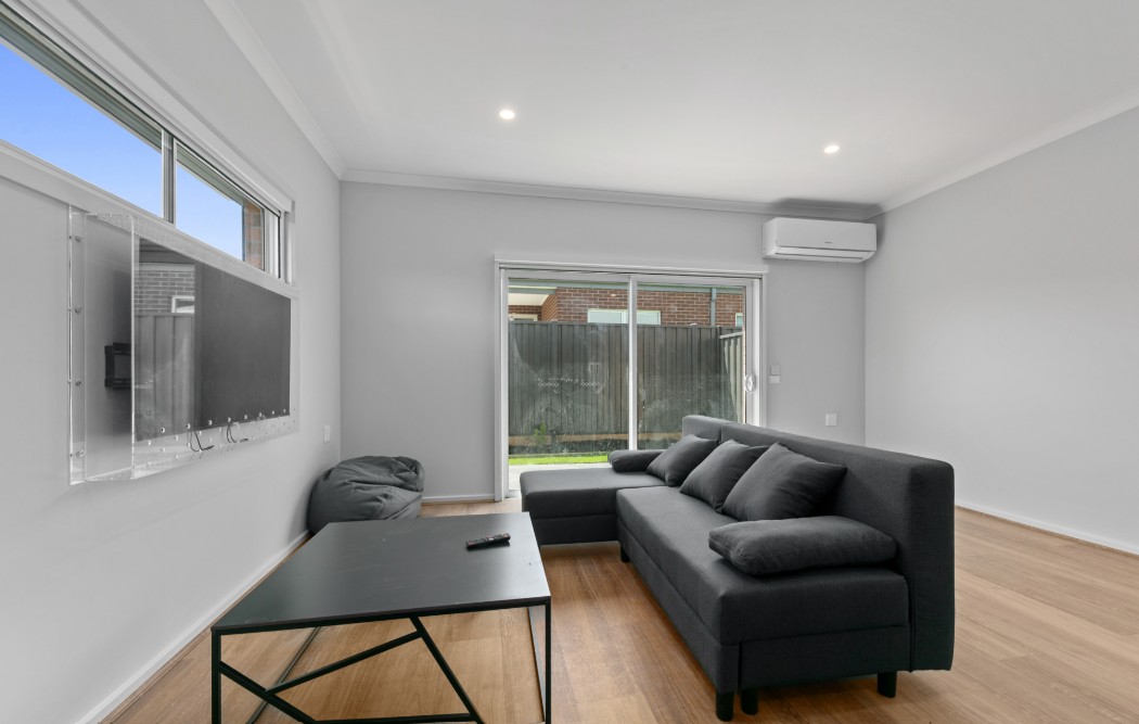 Wollert – 2 Fully Independent Robust Homes on One Title — Home image 3