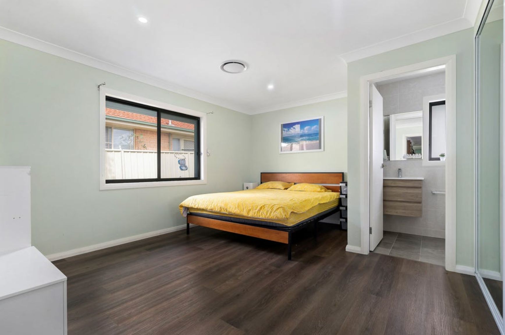 Spacious home with community living - Cambridge Park! — Home image 3
