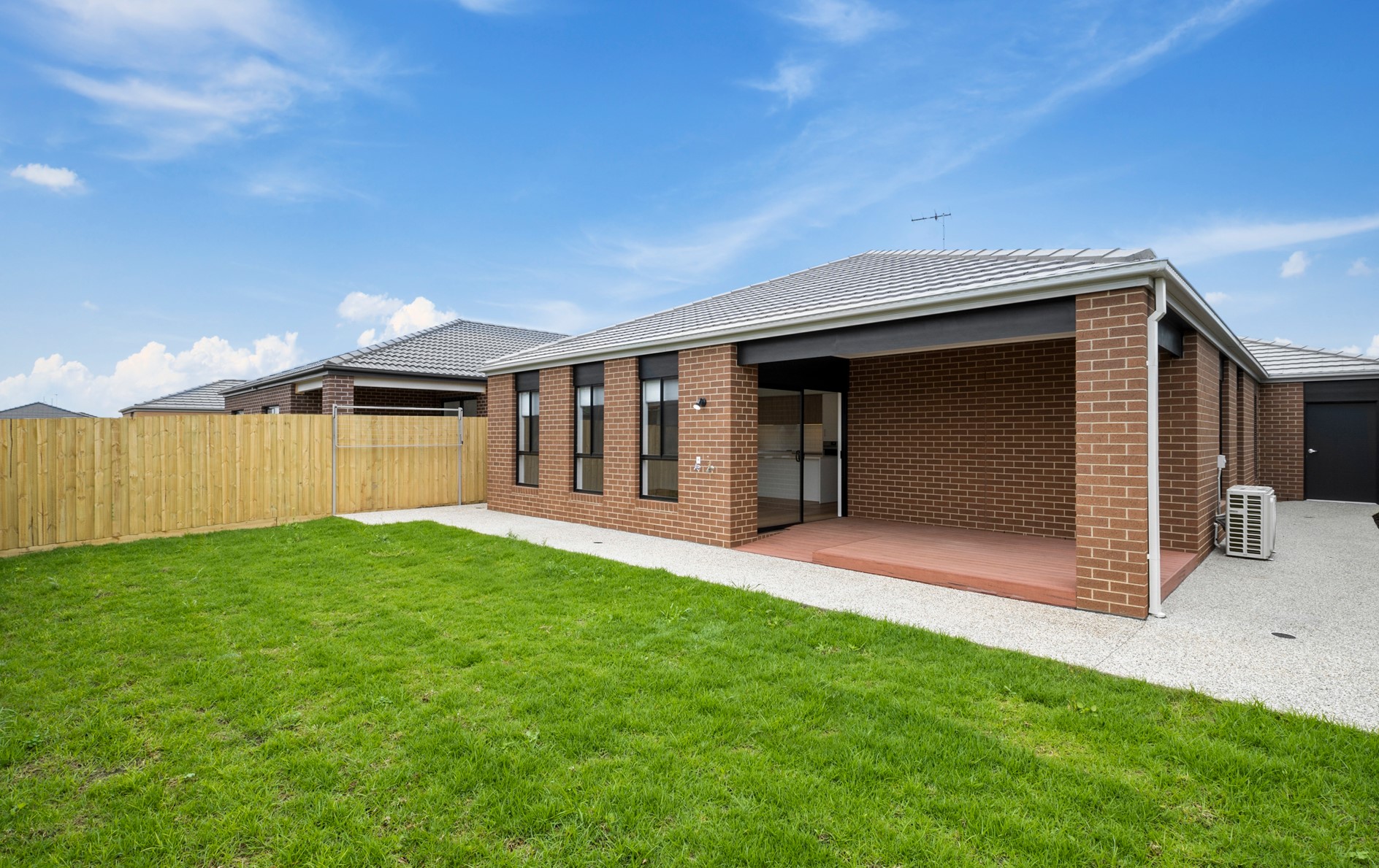 Spacious & Luxurious 3 - Brand New & Perfectly Located! — Home image 2