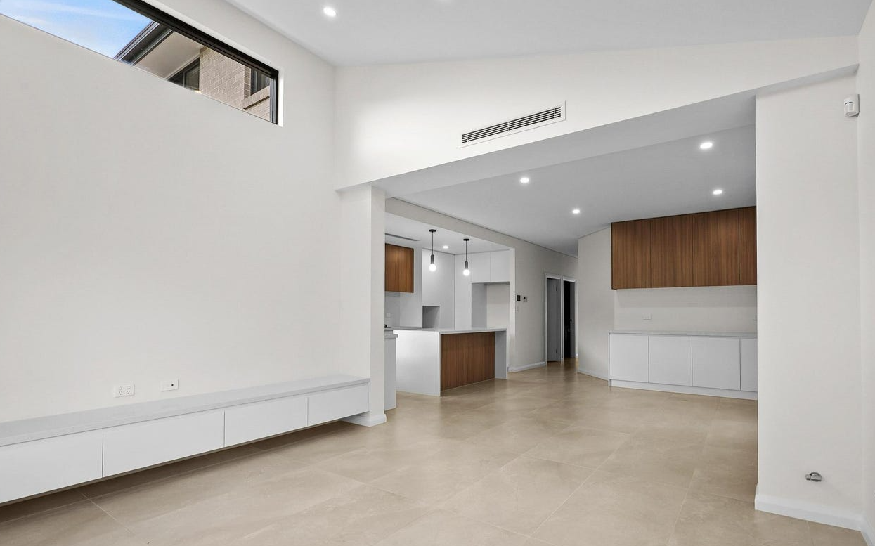 Virginia 5120 – Brand New – HPS & Fully Accessible — Home image 2