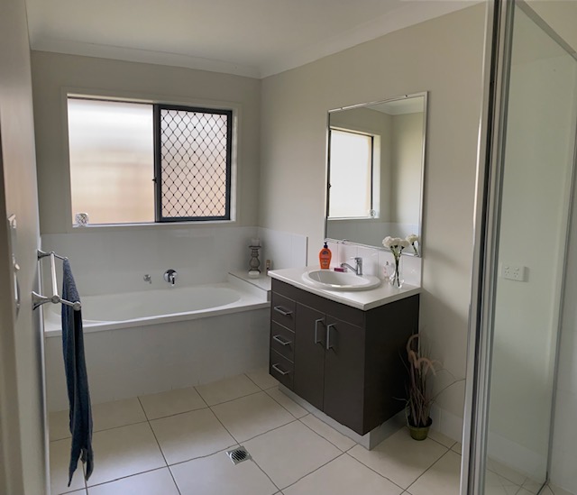 Home in Bellbird Park - SIL 1:3 ladies only — Home image 4