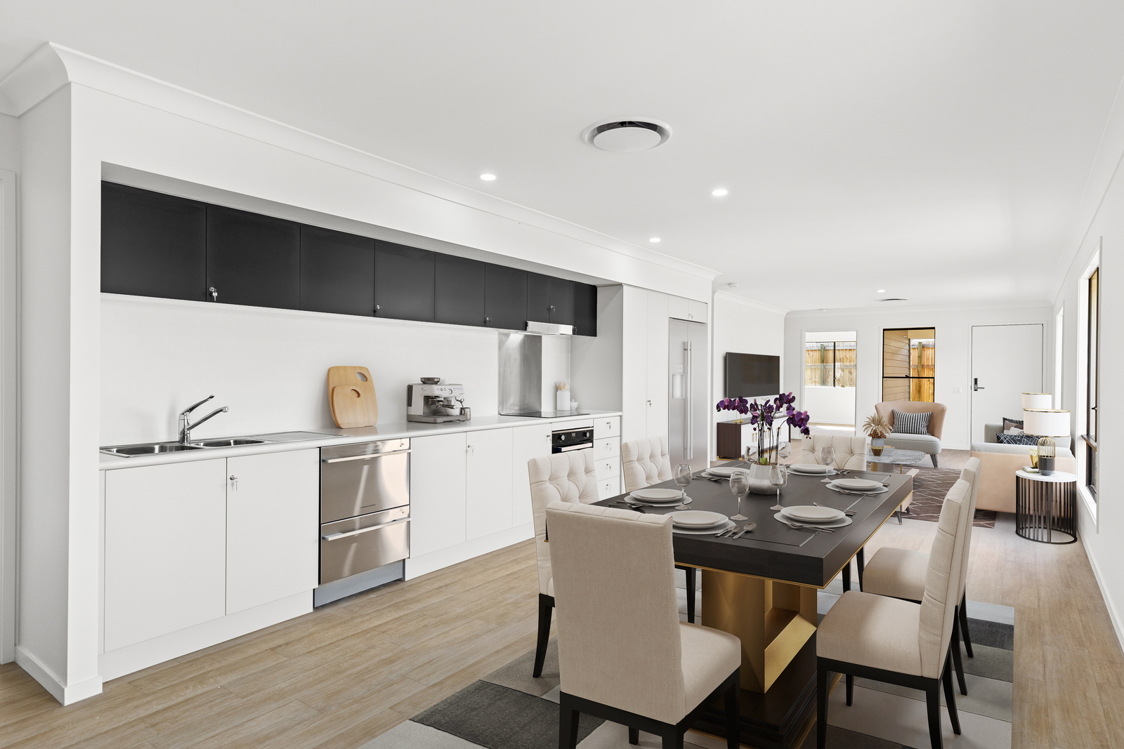 2 Resident -  Robust Home available now in Flinders View!! — Home image 2