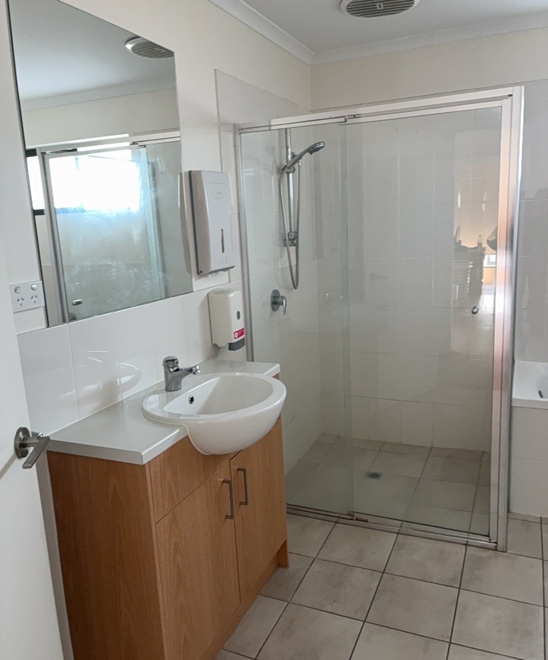 A unique opportunity to live in a thoughtfully designed, comfortable and fully furnished SIL house. — Home image 5