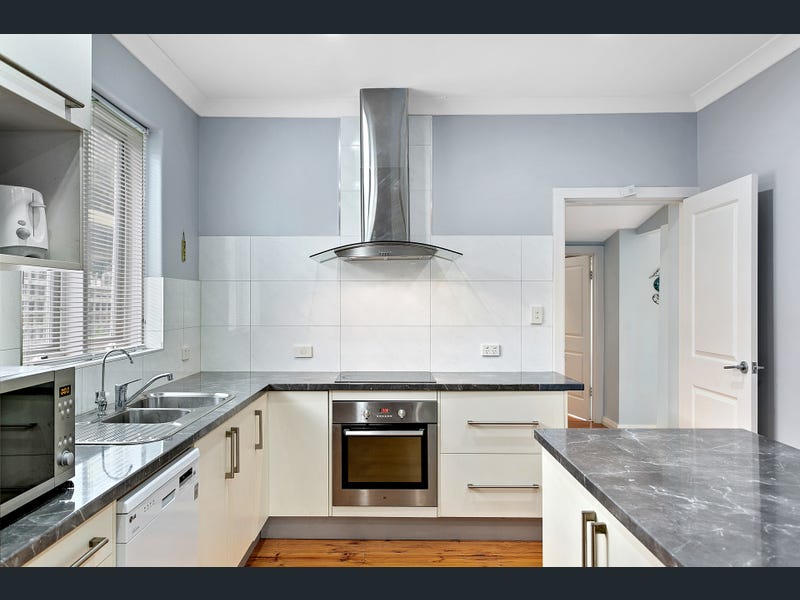 SIL House in Glenelg North - Walking Distance From Glenelg Beach & Harbour Town — Home image 4
