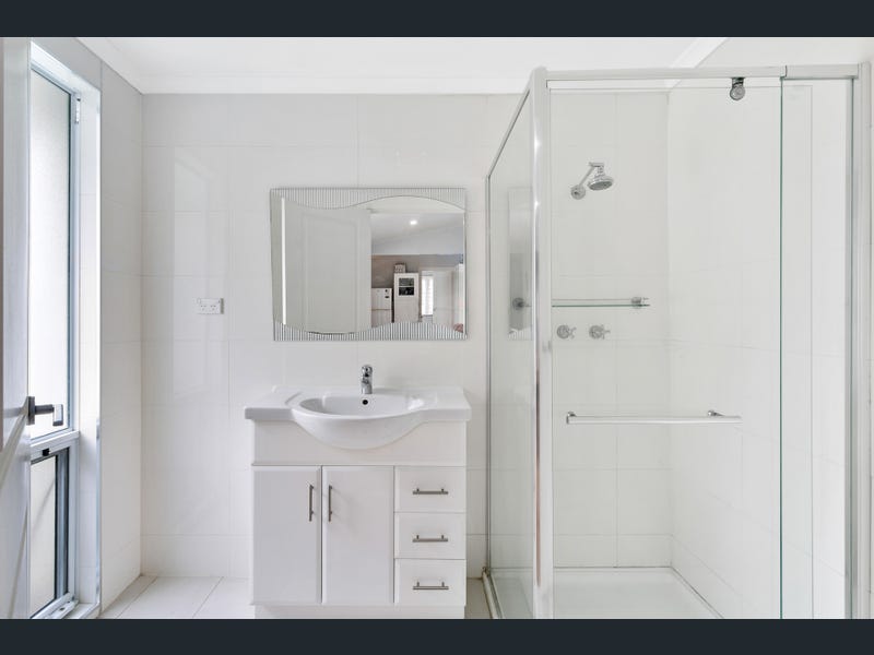 SIL House in Glenelg North - Walking Distance From Glenelg Beach & Harbour Town — Home image 13