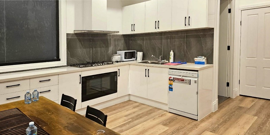 Brand new fully Furnished Supported Independent Living Accommodation — Home image 4