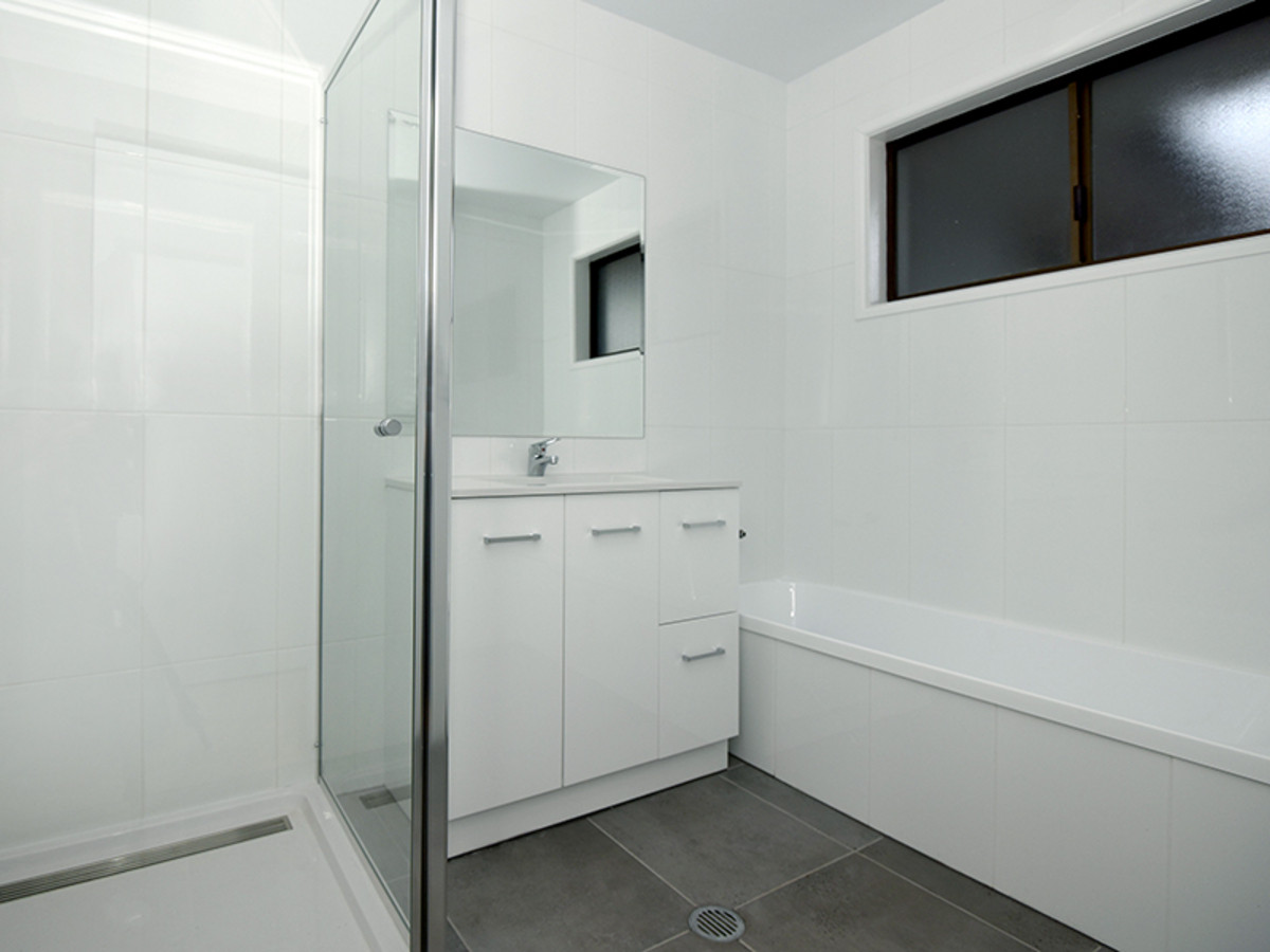 BRAND NEW 1:3 SIL HARLAXTON TOOWOOMBA — Home image 3