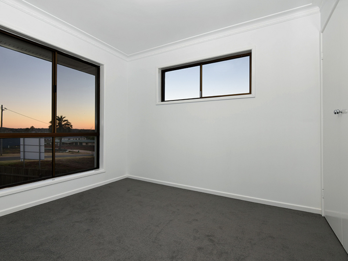 BRAND NEW 1:3 SIL HARLAXTON TOOWOOMBA — Home image 6