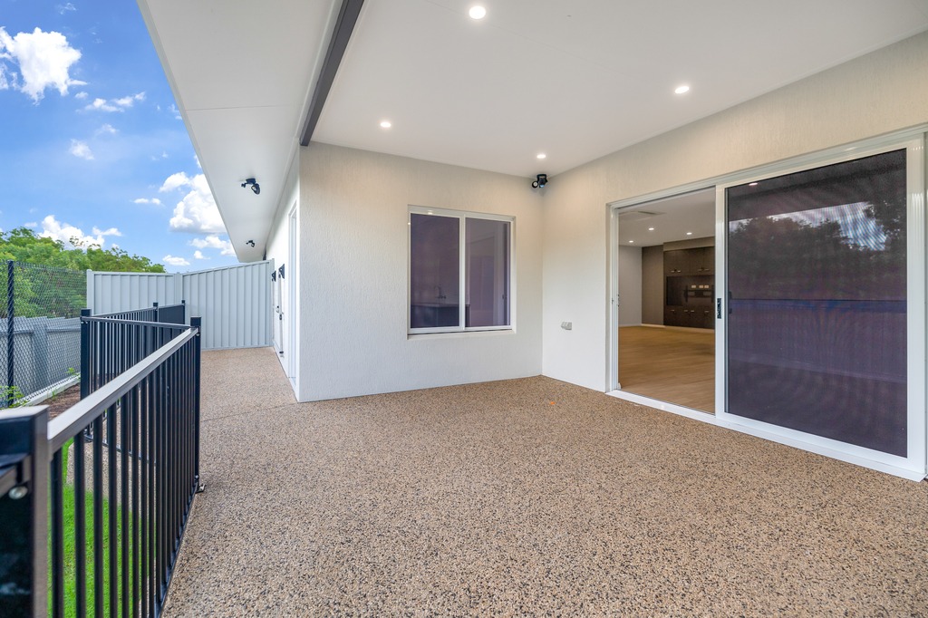 Robust Duplex, Farrar — Home image 3