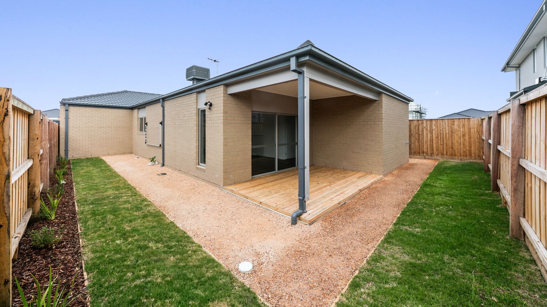 23 Leeward Drive, Tarneit VIC 3029 — Home image 15