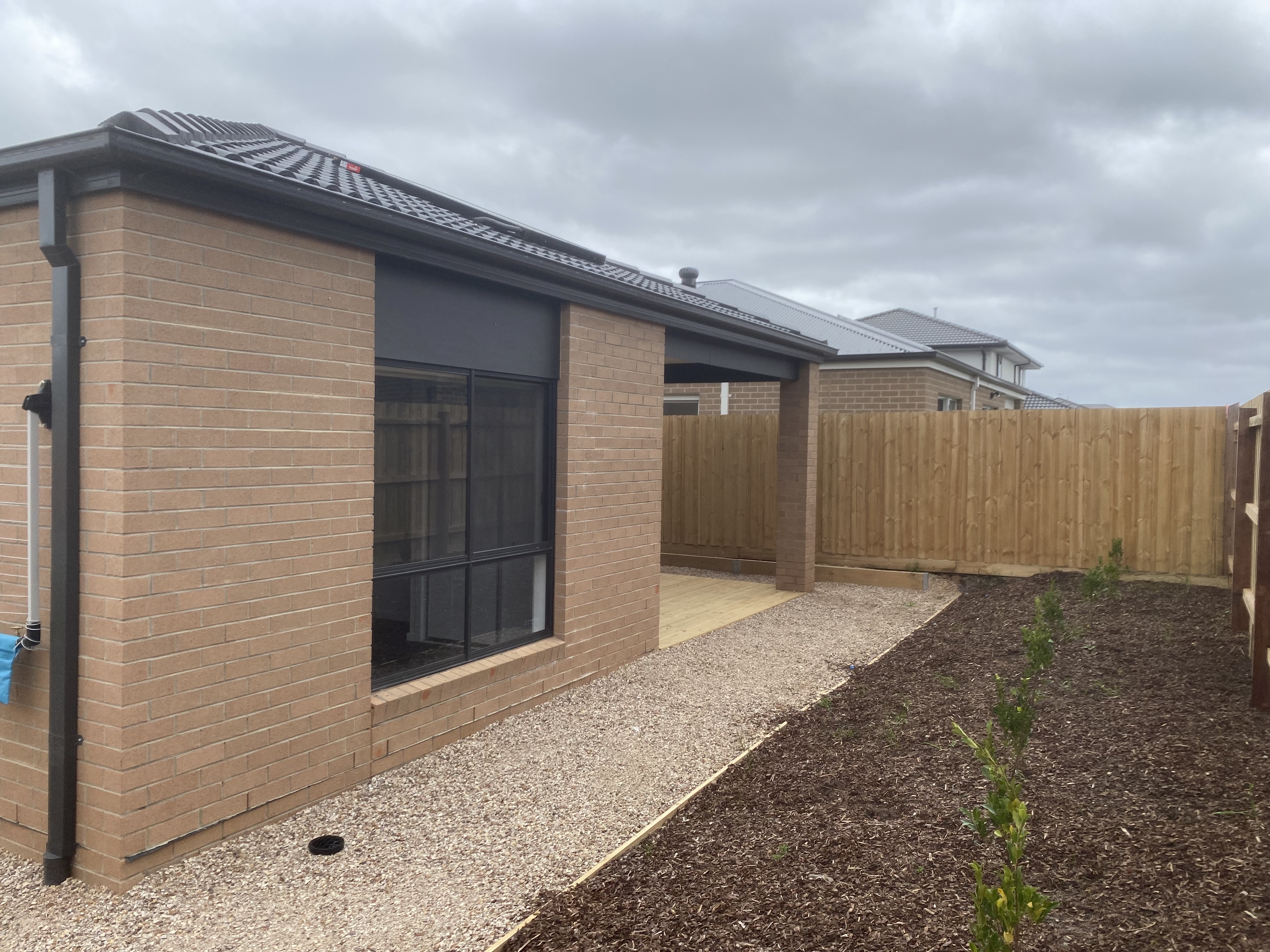 Melton South - IL or Robust  2-Resident, 3 Bedroom House — Home image 8