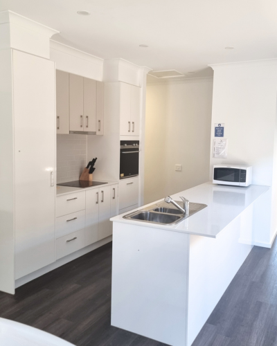 Melton South - IL or Robust  2-Resident, 3 Bedroom House — Home image 11