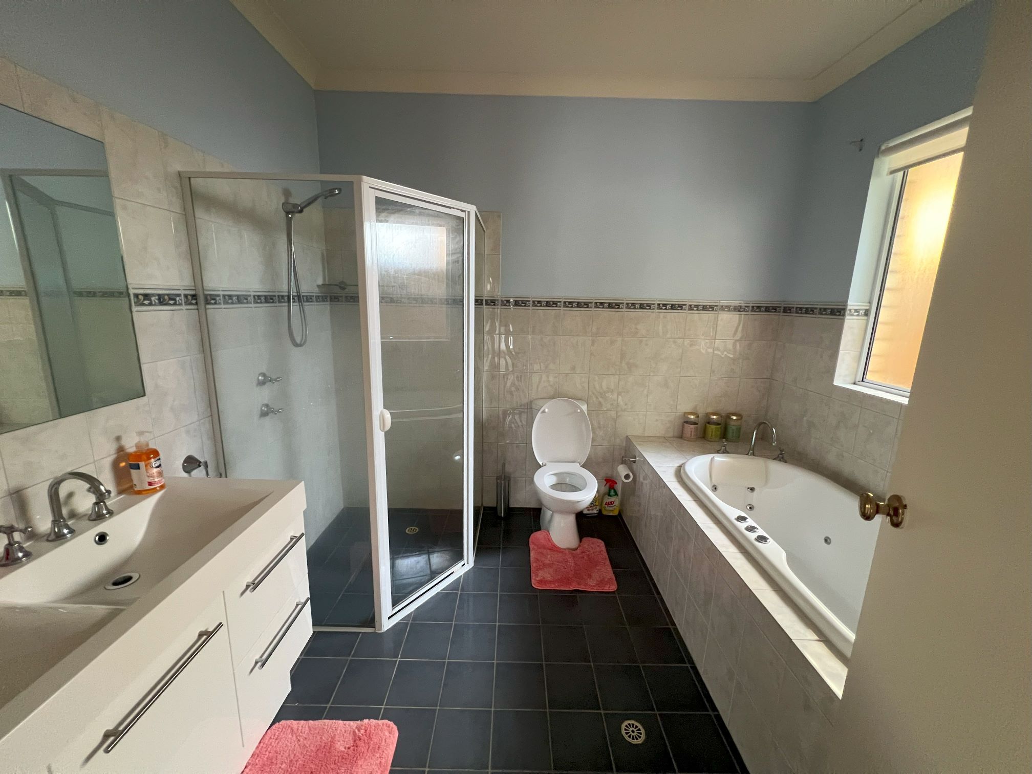Kensington Gardens SA - Accommodation Available — Home image 6