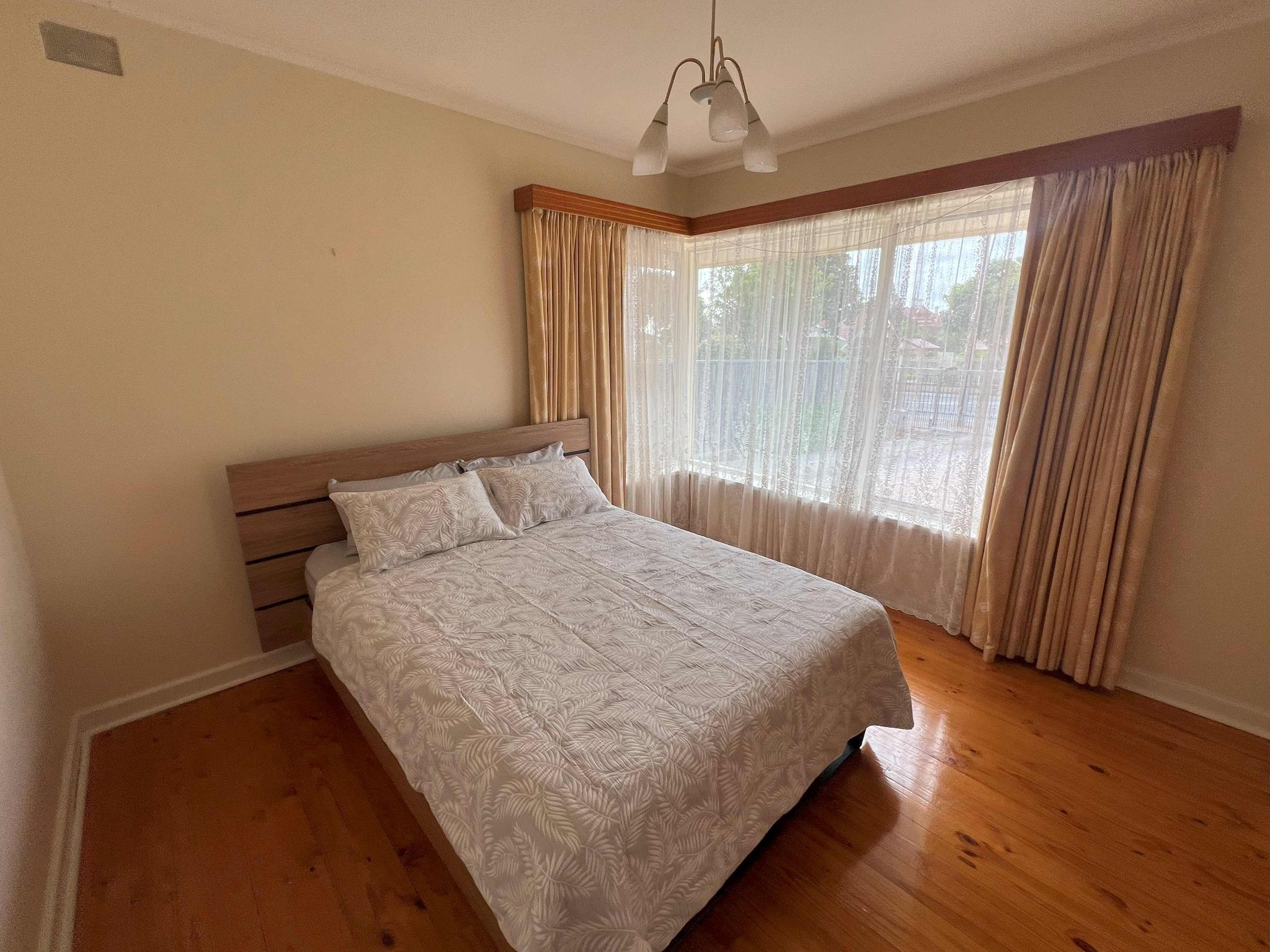 Kensington Gardens SA - Accommodation Available — Home image 8