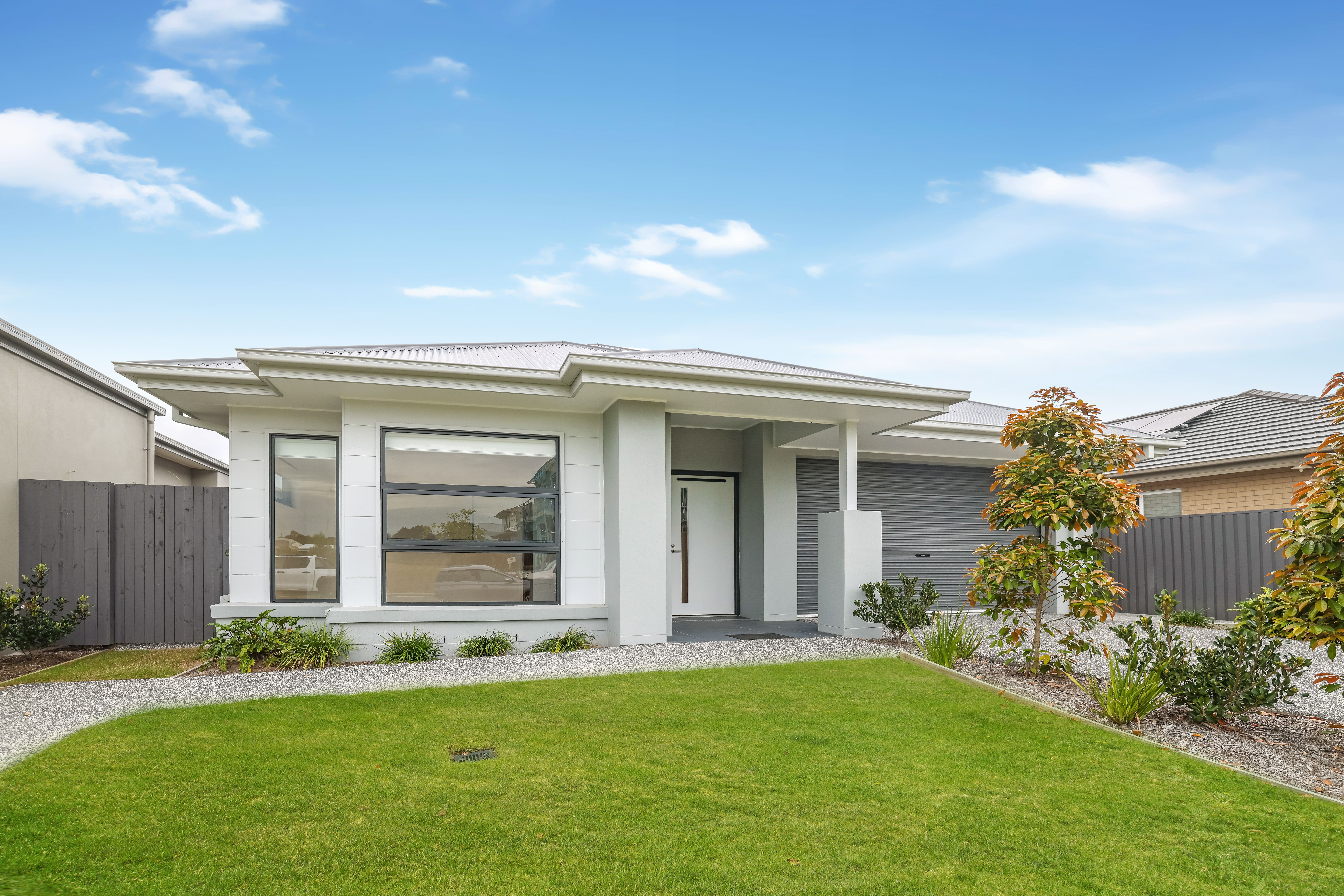 3 Bedroom Shared Home, Pallara. — Home image 9
