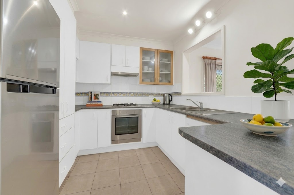Your Cozy and Accessible Home Away From Home in Bayswater — Home image 2