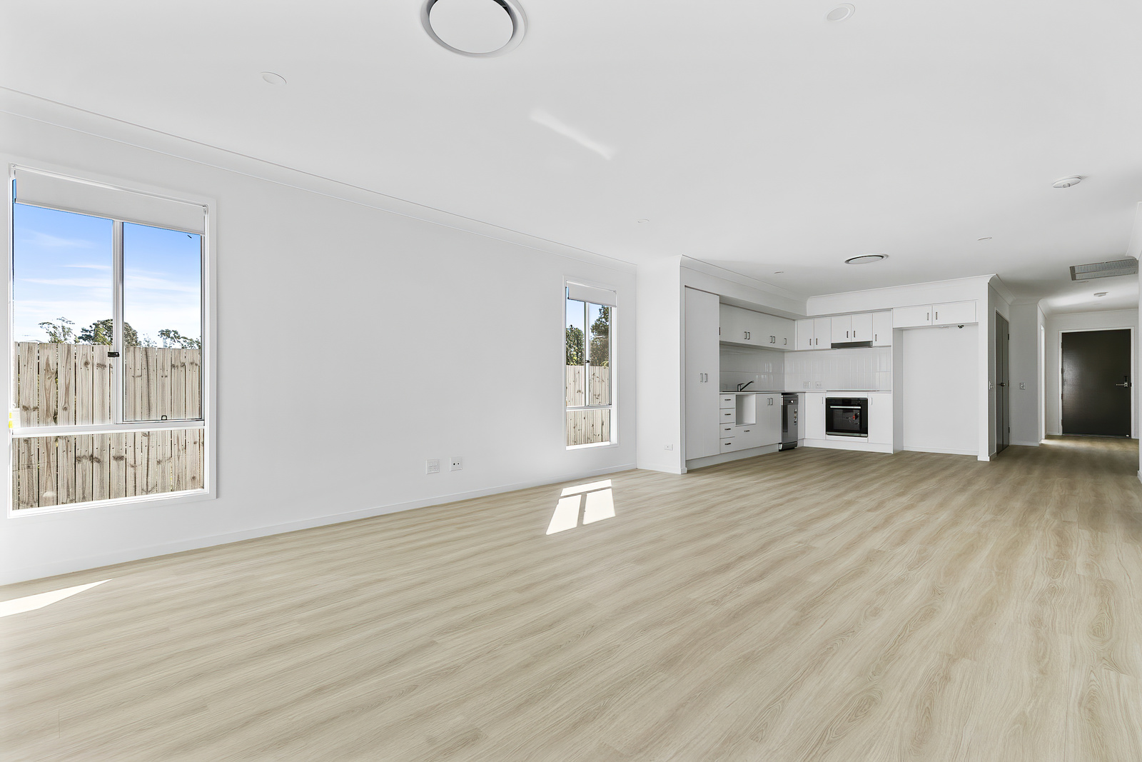 Caboolture Queensland – Improved Liveability House — Home image 8
