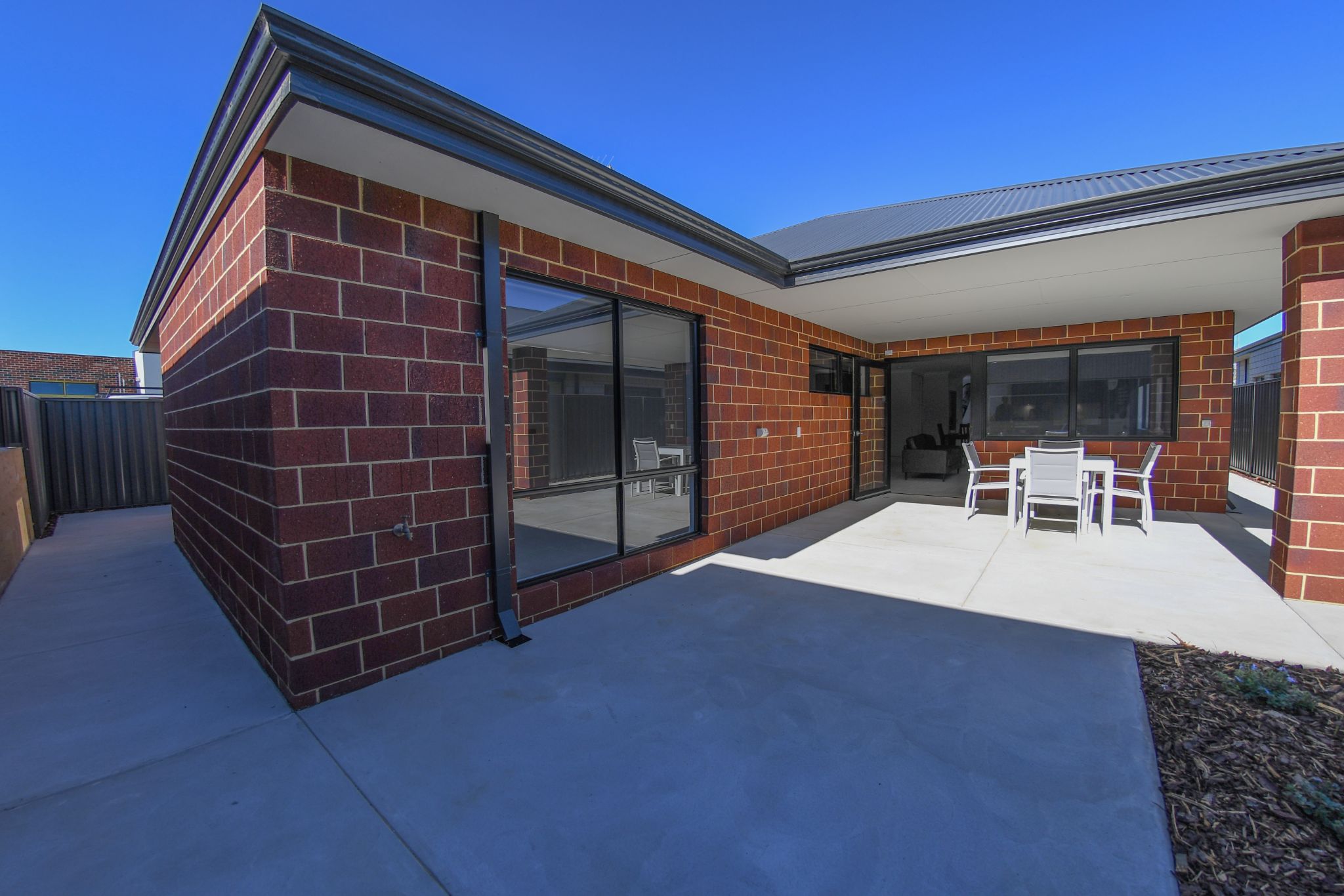 *NEW * High Physical Support 3 Bedroom Entire Home + OOA Room — Home image 3