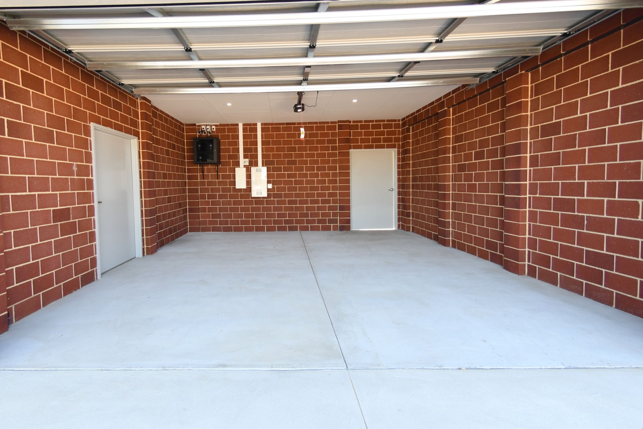 *NEW * High Physical Support 3 Bedroom Entire Home + OOA Room — Home image 9