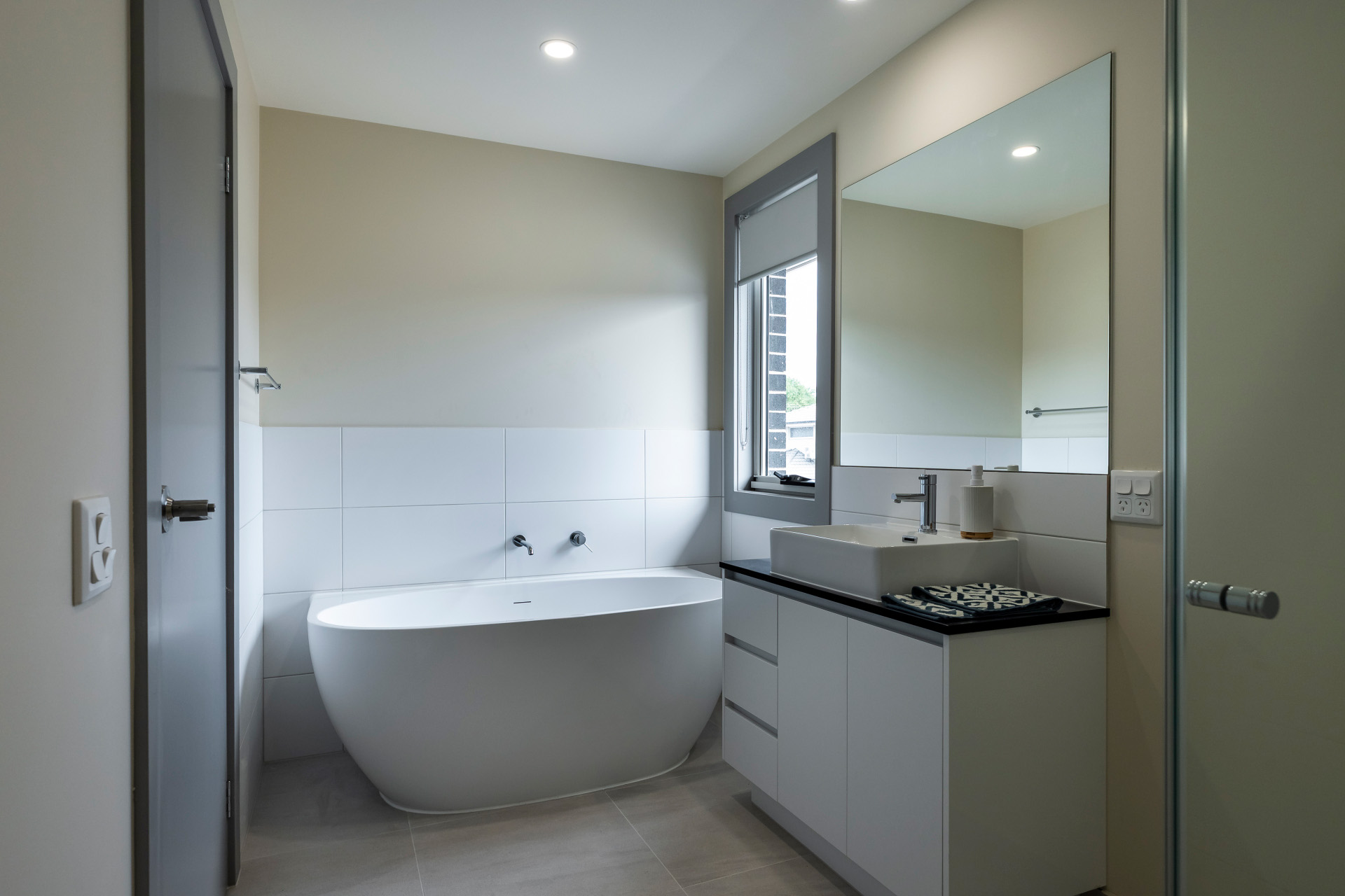BRAND NEW 3 BEDROOM SDA Improved Liveability Home in Noble Park — Home image 8
