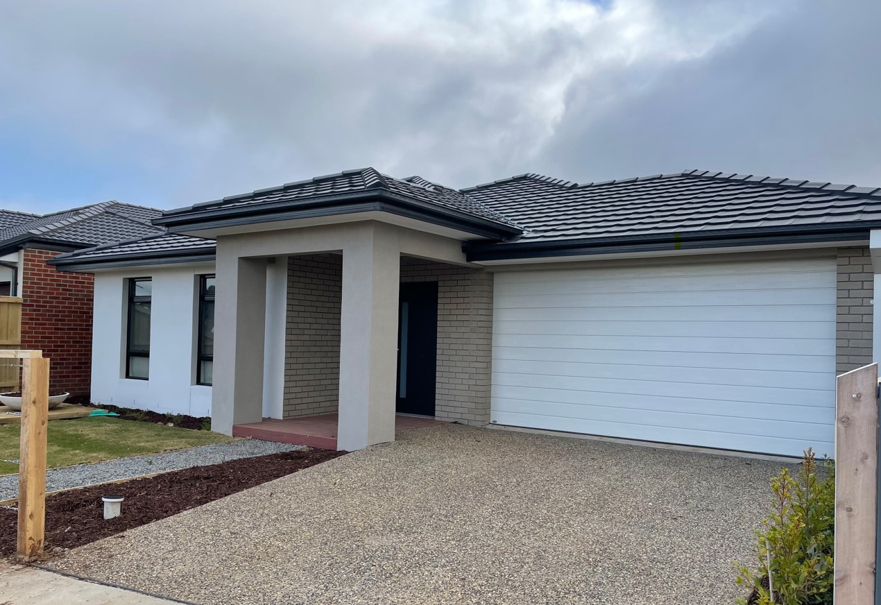 Rockbank - 3 Bedroom House, Seeking Housemates HPS, FA, IL & SIL — Home image 2