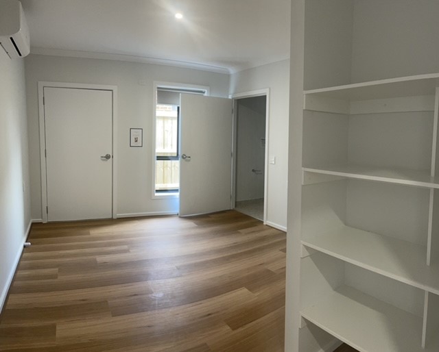 Rockbank - 3 Bedroom House, Seeking Housemates HPS, FA, IL & SIL — Home image 8