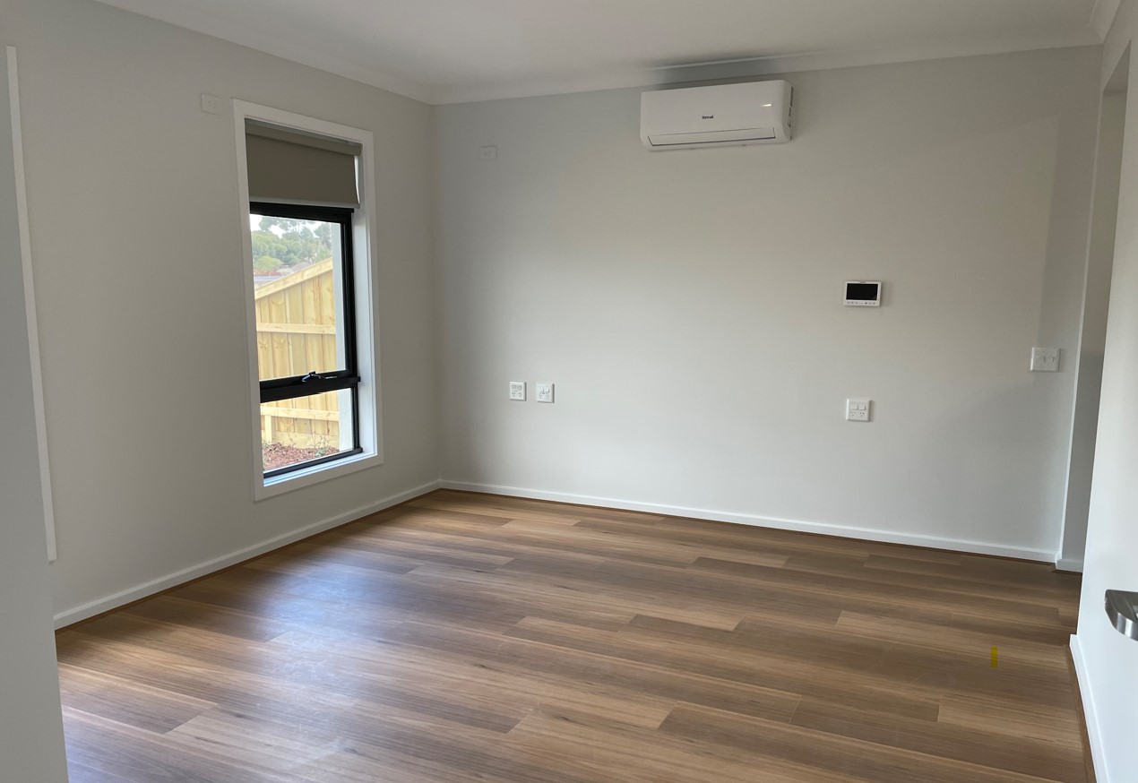 Rockbank - 3 Bedroom House, Seeking Housemates HPS, FA, IL & SIL — Home image 11
