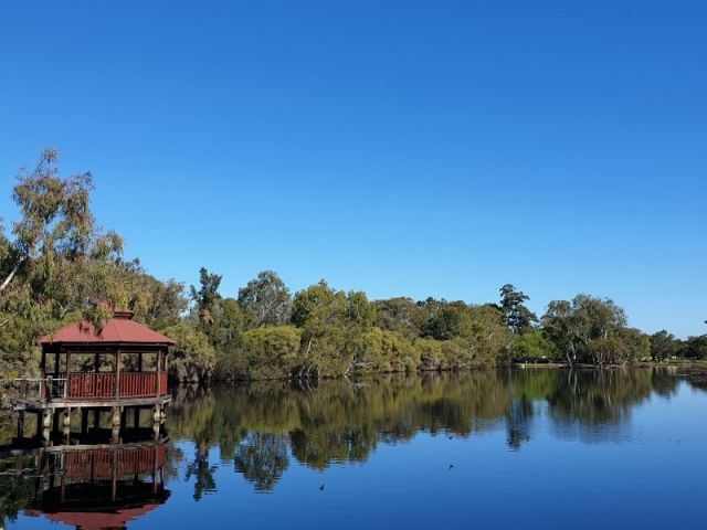 Tomato Lake House — Home image 2