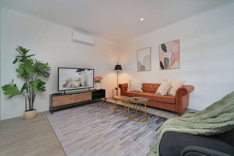 BALDIVIS - 2 Bed HPS Home - AVAILABLE NOW — Home image 2