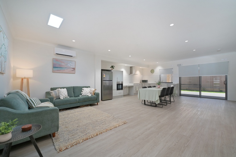 BALDIVIS - 2 Bed HPS Home - AVAILABLE NOW — Home image 3