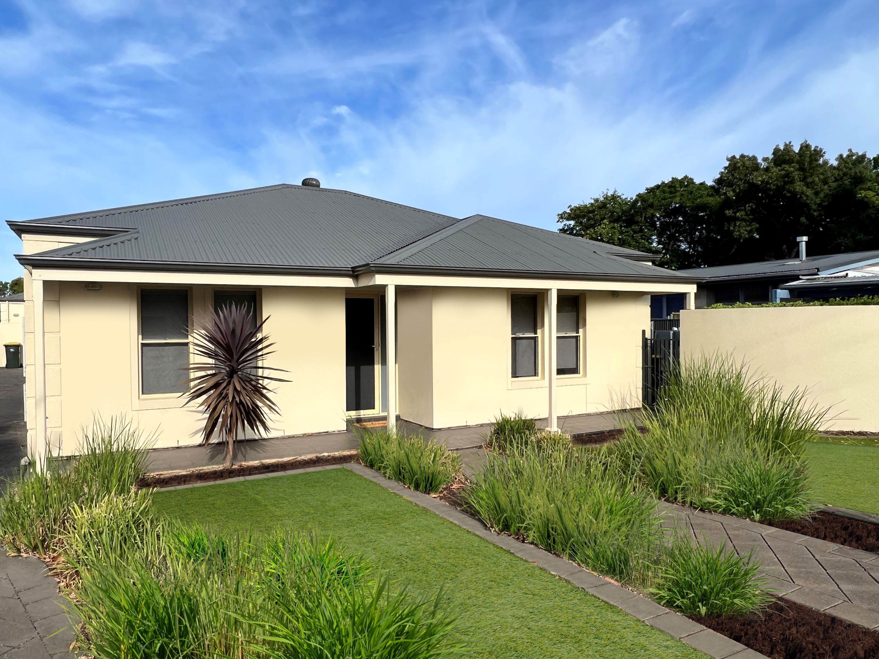 Peaceful Suburban Living — Home image 2