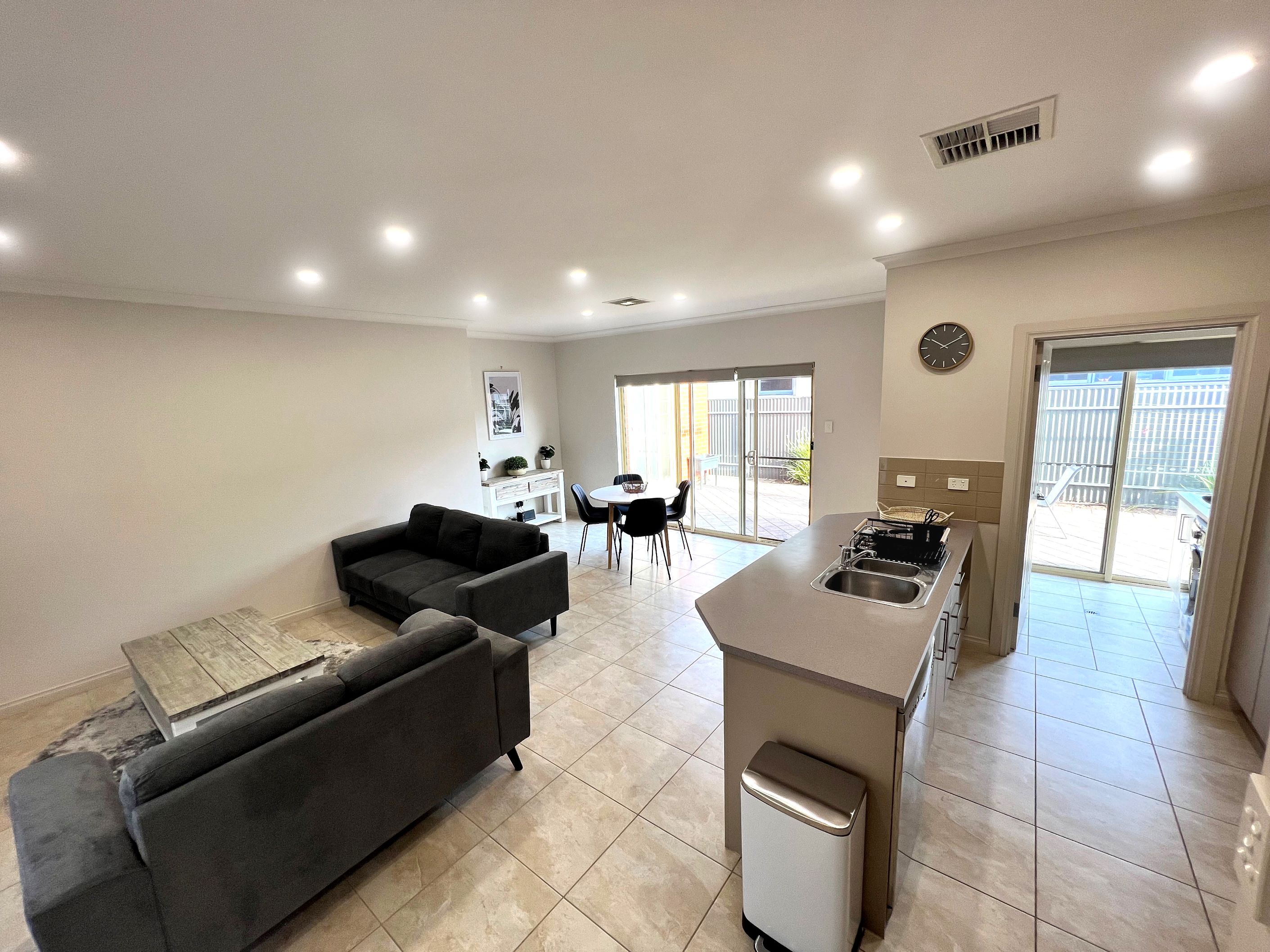 Peaceful Suburban Living — Home image 4
