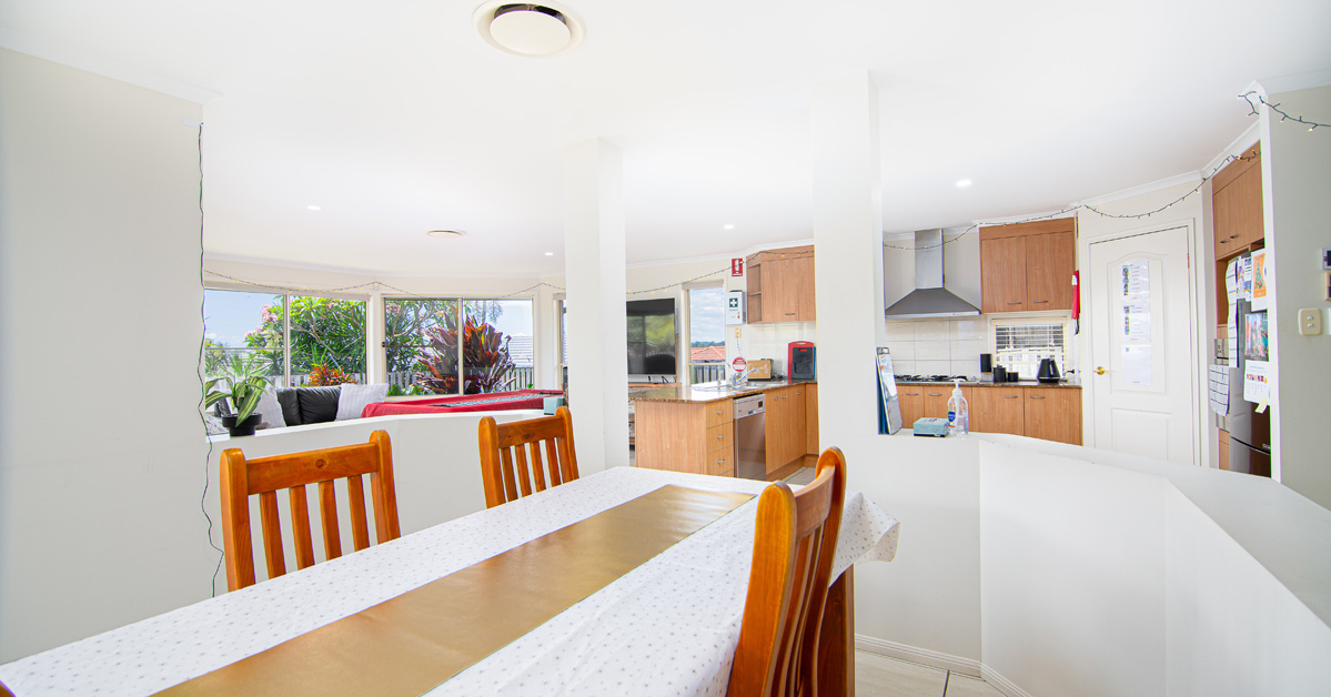 Upper Coomera SIL retreat: spacious living, accessible bathroom and outdoor BBQ — Home image 2