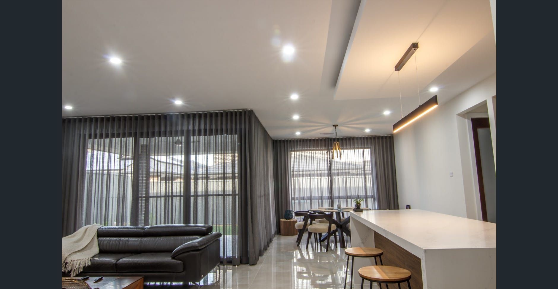 NEW SIL Home -Marsden Park - 4 Bed 3 Bath — Home image 3