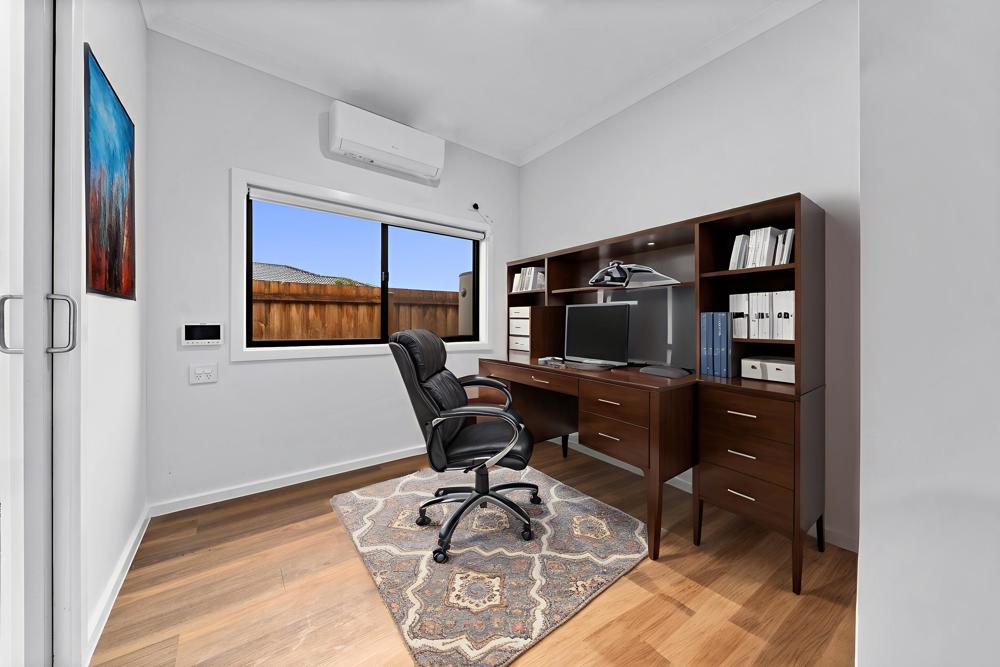  — Home image 19