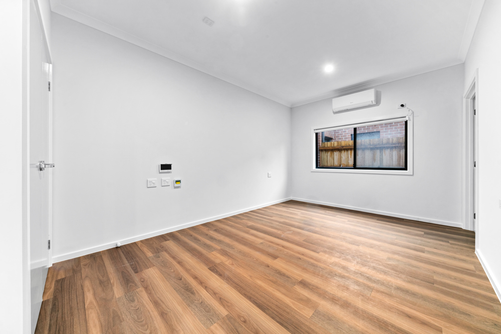  — Home image 20