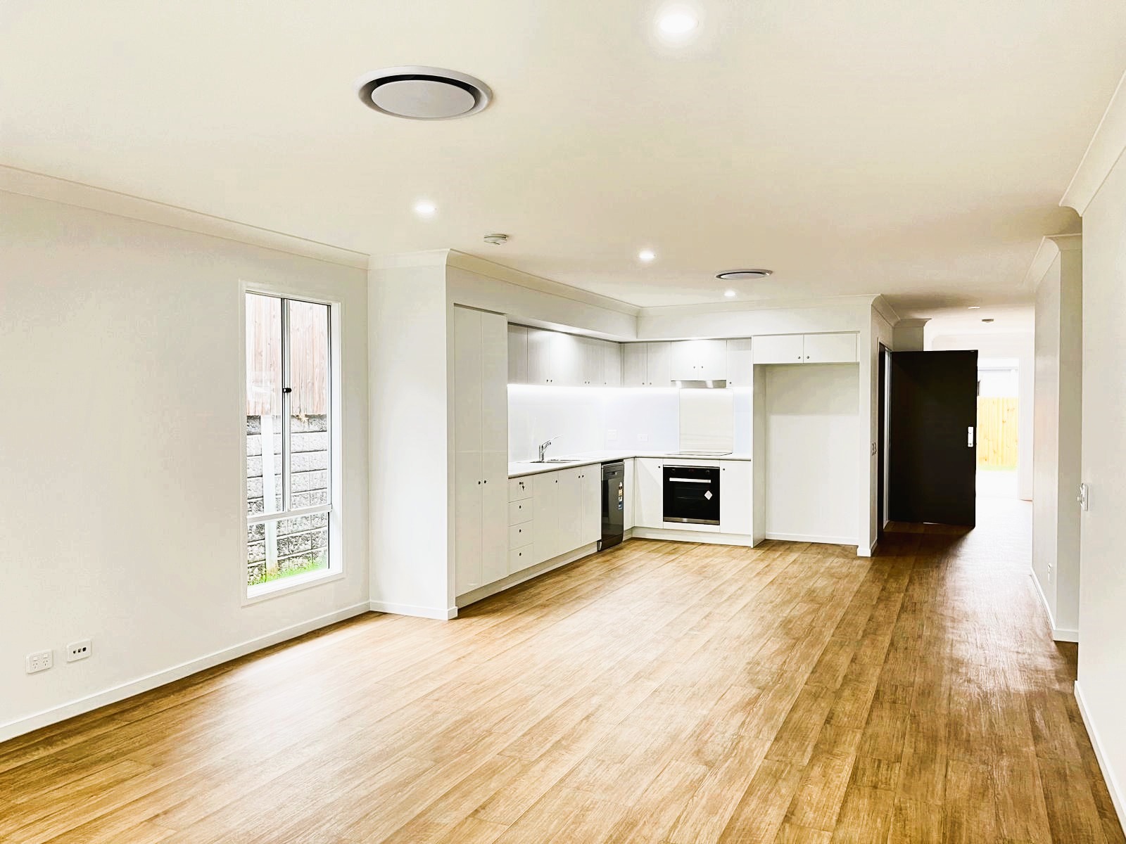 Brand New Robust SDA -Just 10 Mins to Caboolture Hospital — Home image 3
