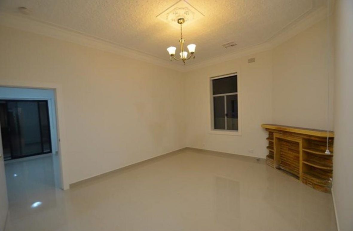 SIL Home in Arncliffe — Home image 4