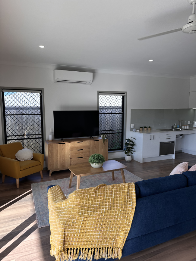 Greenbank 3 Bed, 3 Bath + OOA — Home image 8