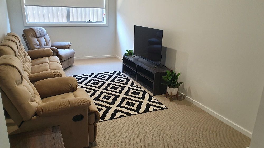ORAN PARK - SIL Vacancy Available — Home image 6