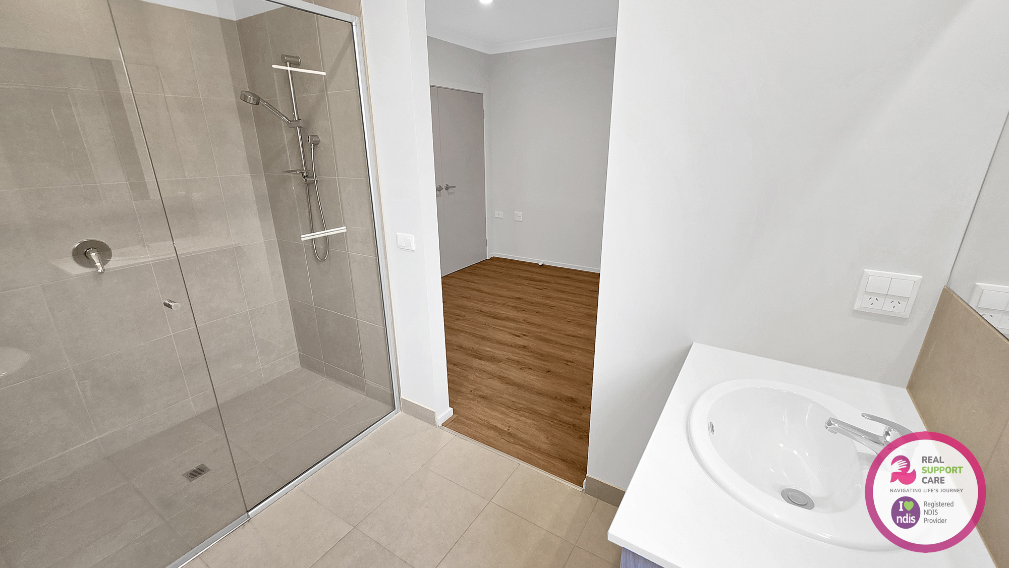 CLYDE NORTH - BRAND NEW IMPROVED LIVEABILITY HOME - 4 PARTICIPANTS — Home image 15